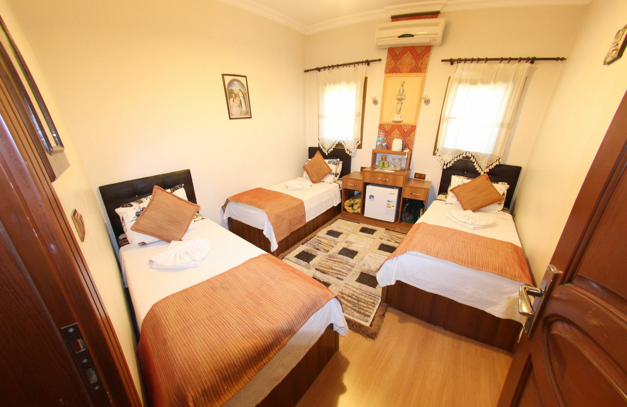 Boomerang Guest House Сельчук Екстер'єр фото